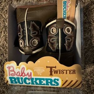 Infant size zero boots